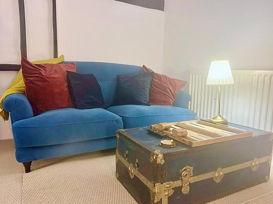 شقة Epic Location, Views & Large Private Terrace ويندسور المظهر الخارجي الصورة
